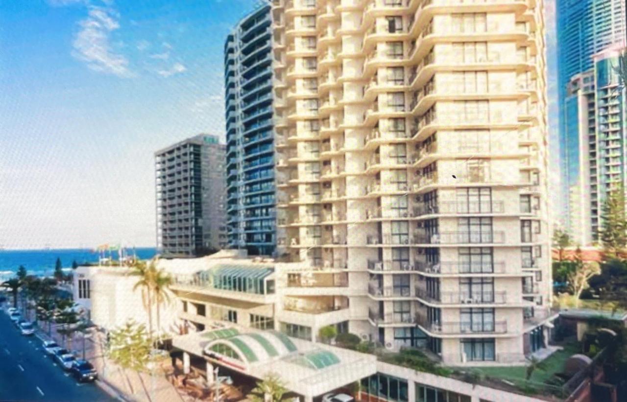 1 Bedroom And 1 Living Room Family Suite Gold Coast Luaran gambar
