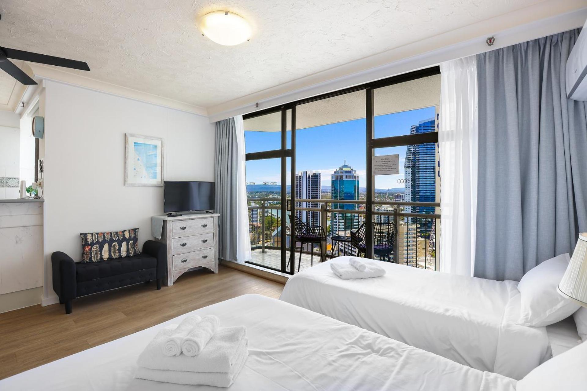 1 Bedroom And 1 Living Room Family Suite Gold Coast Luaran gambar